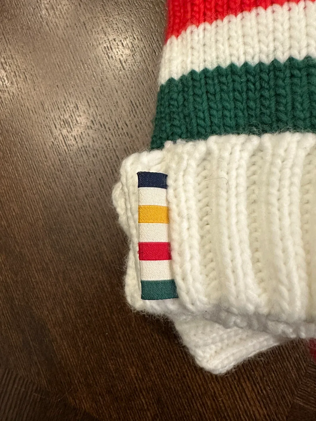 HBC Stripes Mittens image indicator(2)