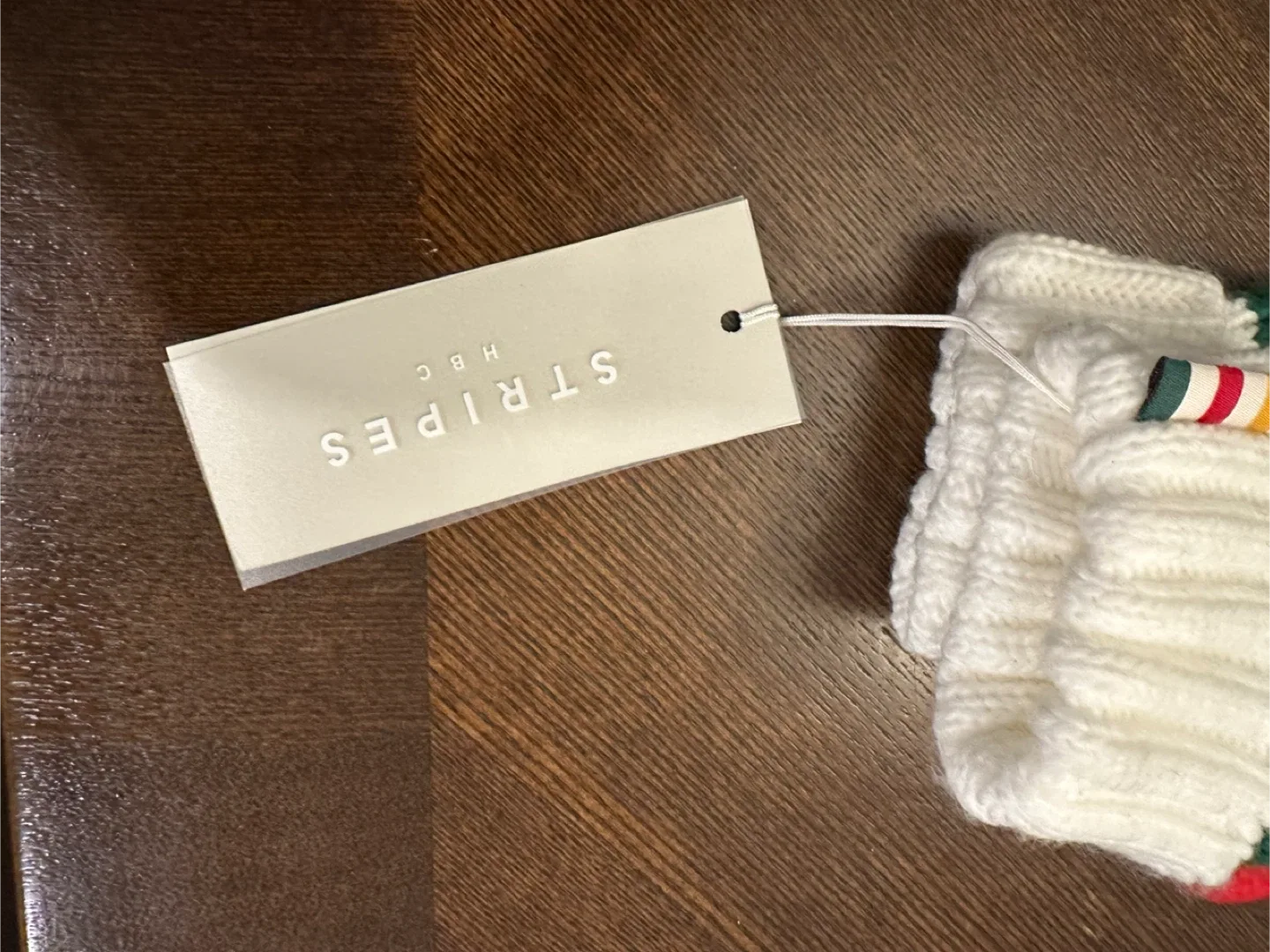 HBC Stripes Mittens image indicator(3)