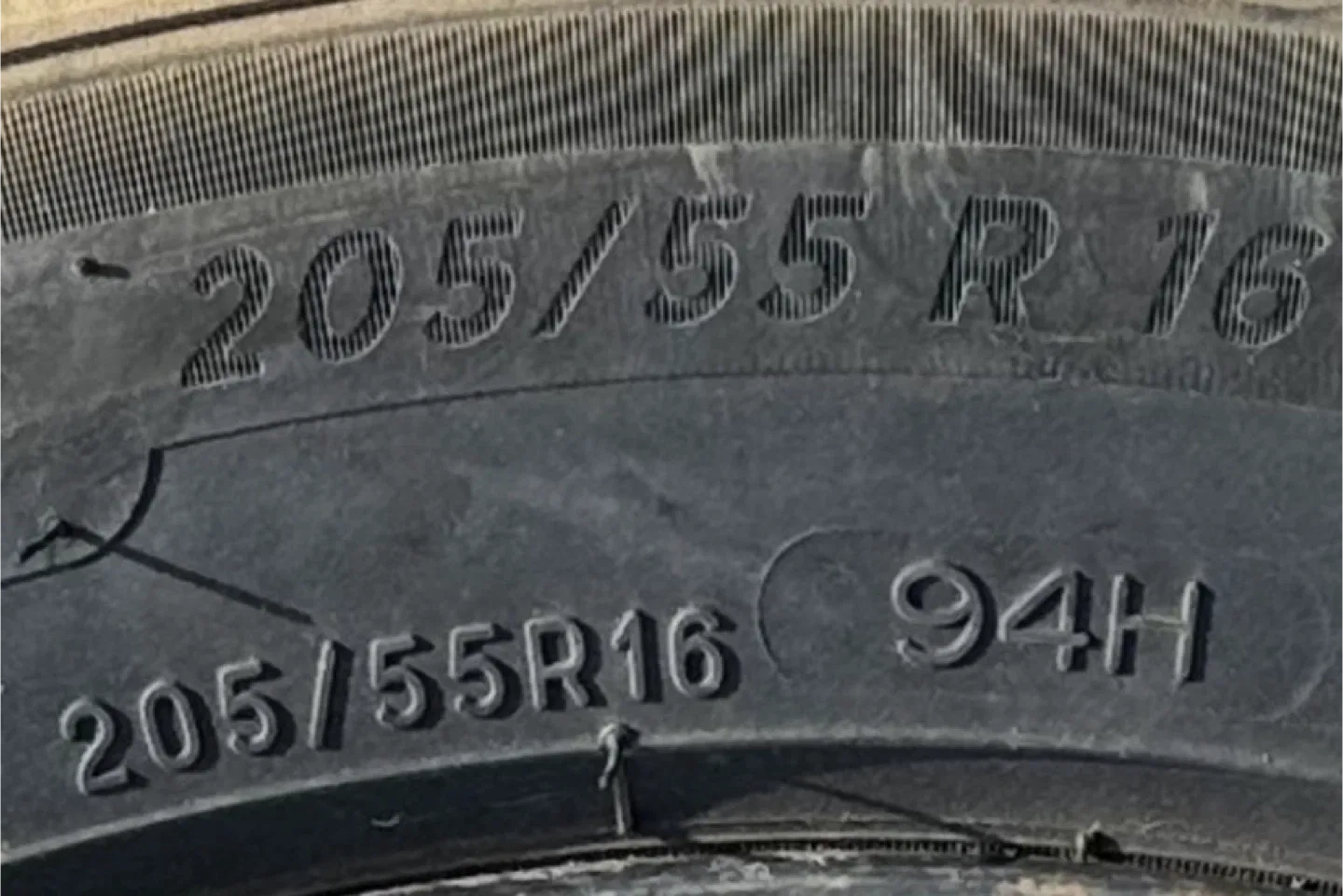 Michelin X-Ice/Snow tire 205/55 R16 94H image indicator(2)