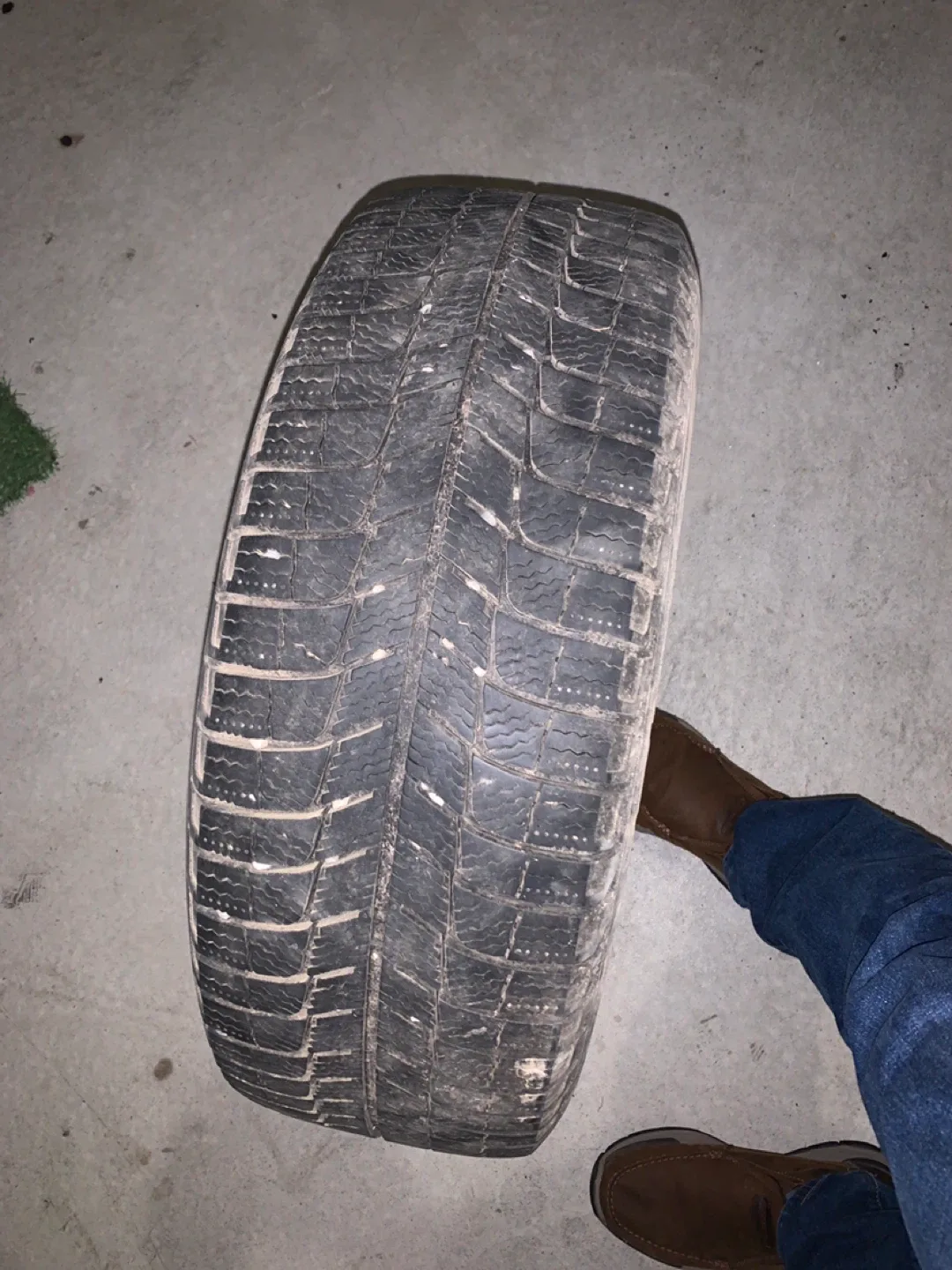 Michelin X-Ice/Snow tire 205/55 R16 94H image indicator(4)