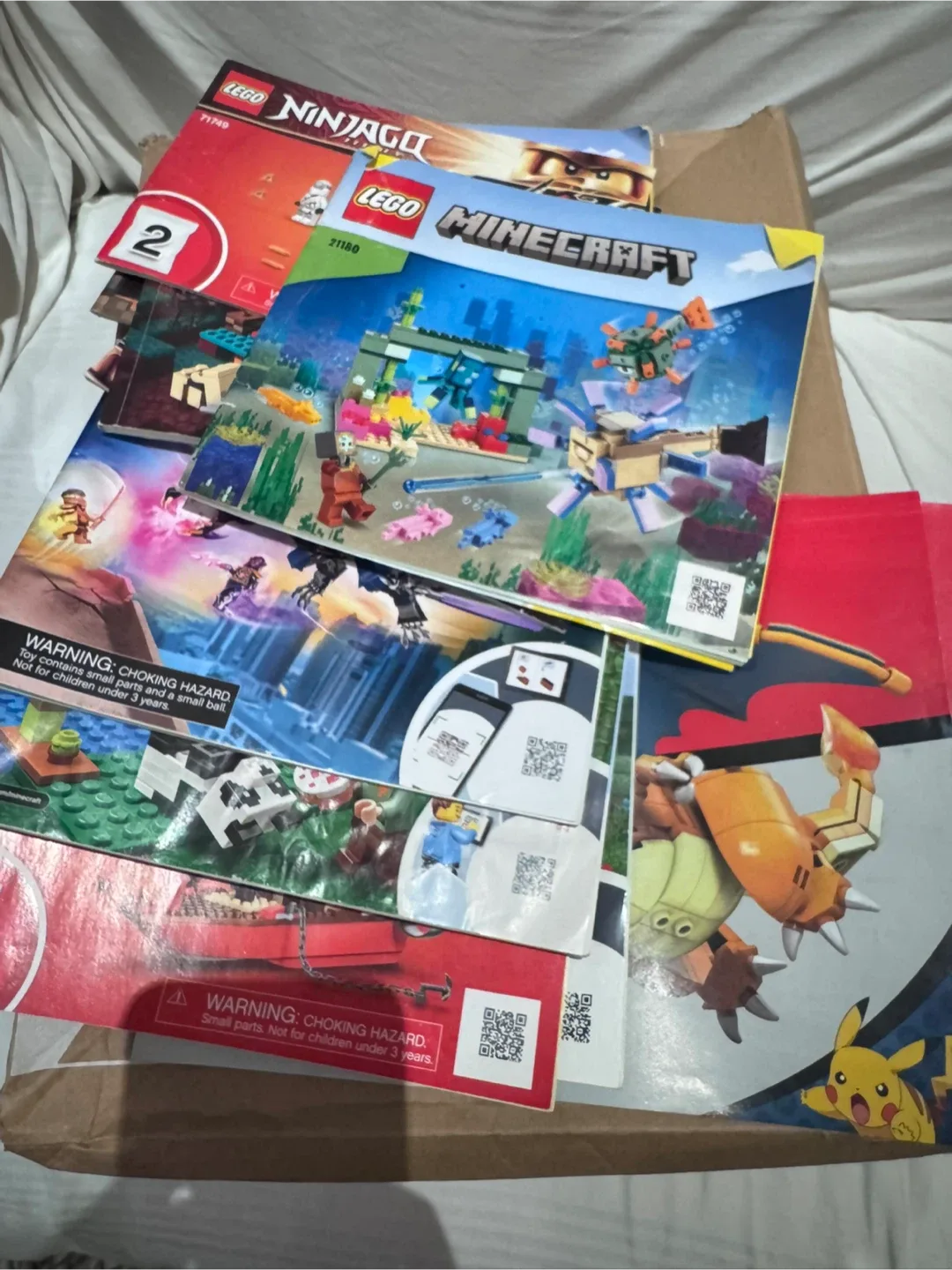 Lego Ninjago, Minecraft, Creator sets with extra pieces image indicator(2)