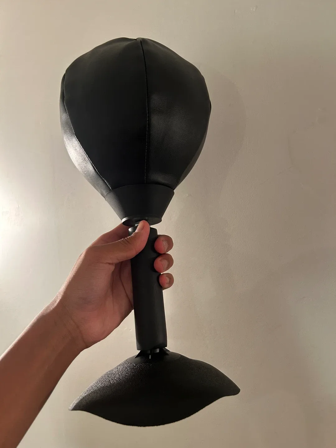 Megapunch Portable Punching Bag - Ages 3+ image indicator(3)