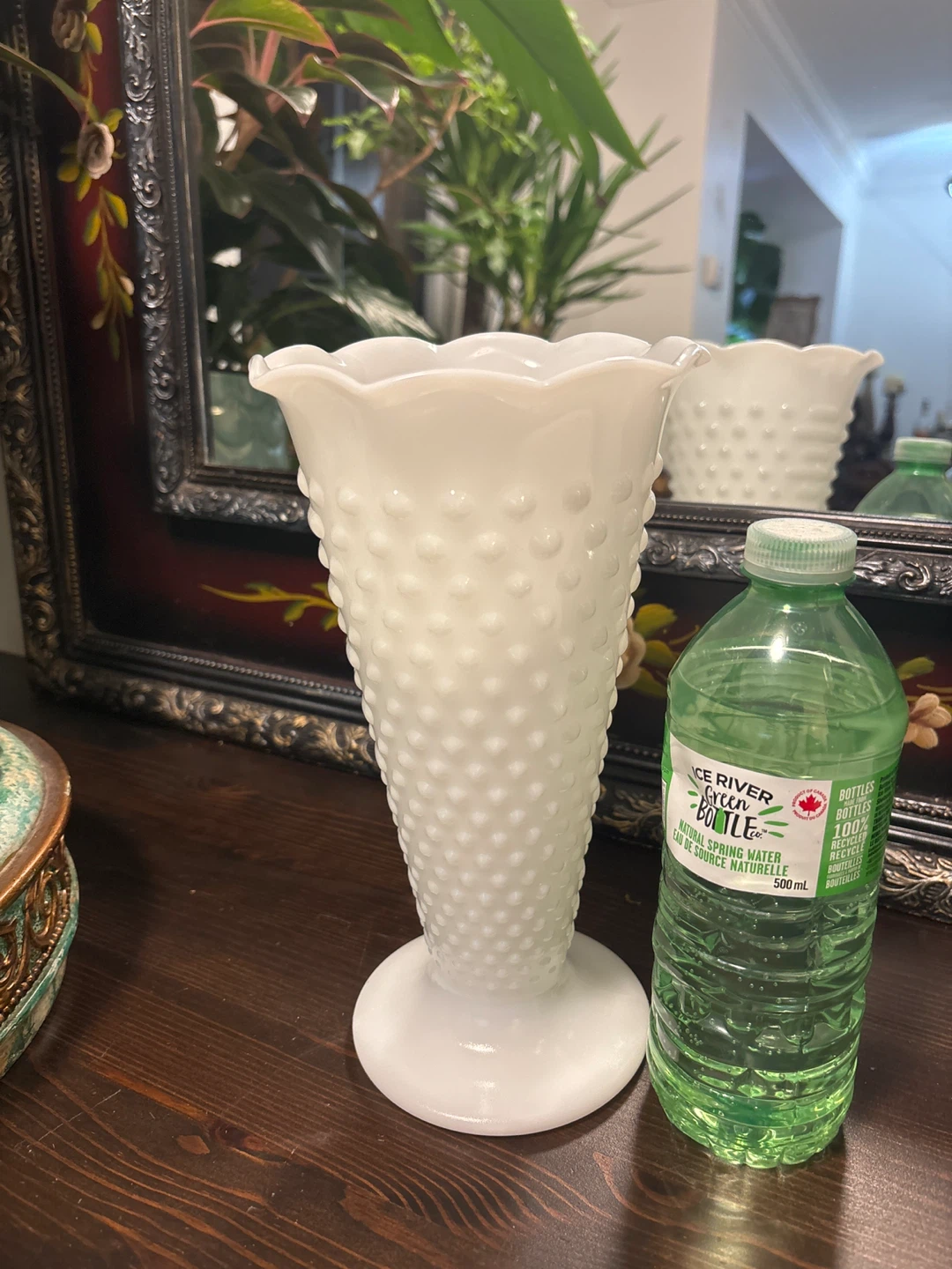Vintage Fenton Hobnail Milk Glass Vase - photo 2