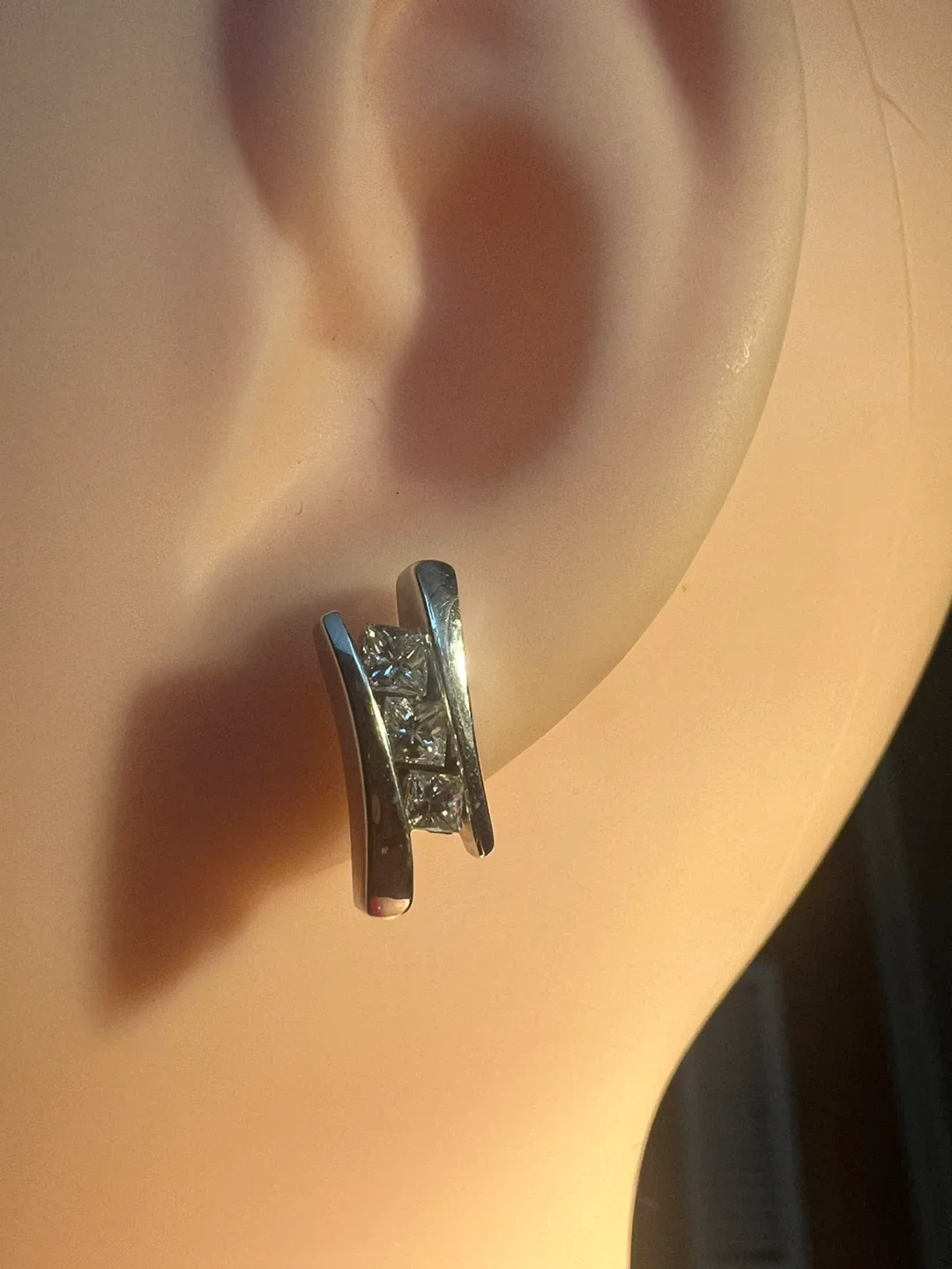 14 k diamond  Earrings