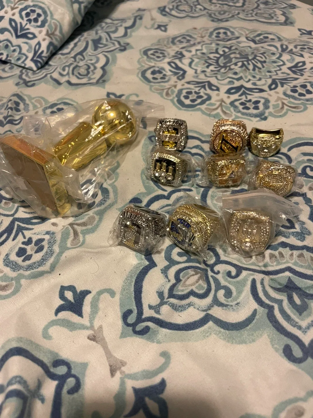 Assorted Championship Rings image indicator(2)