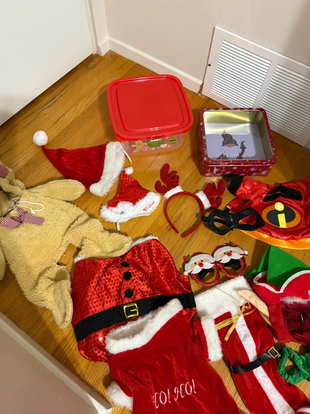 Christmas Dog Costume Lot image indicator(3)