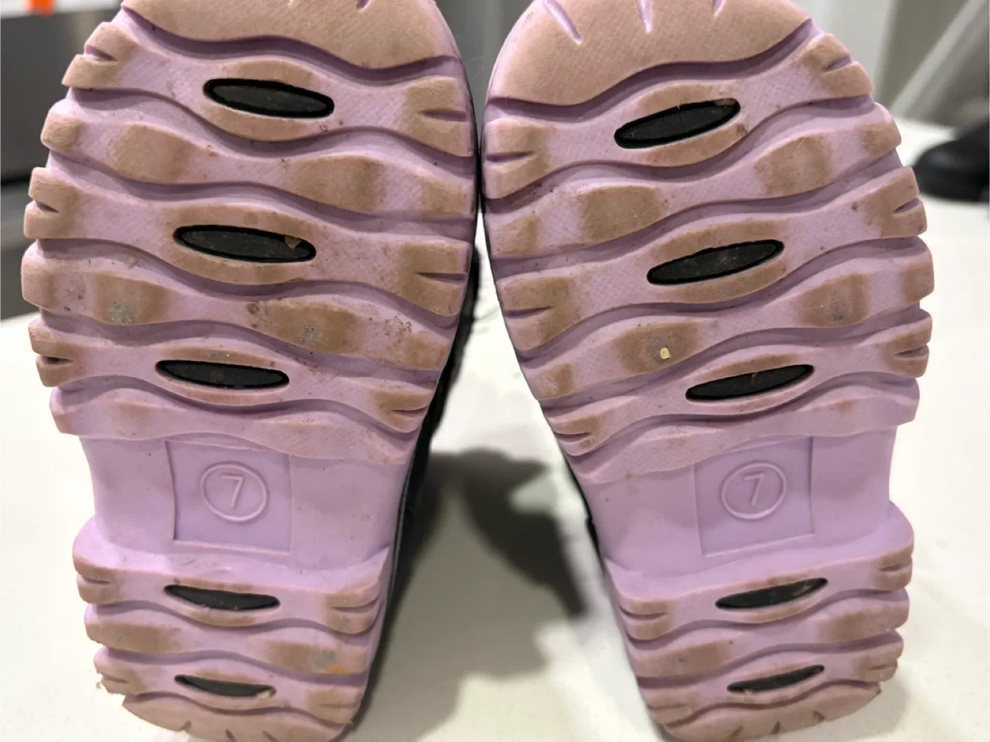 Size 7 3M Thinsulate Black & Purple Kids Snow Boots image indicator(8)