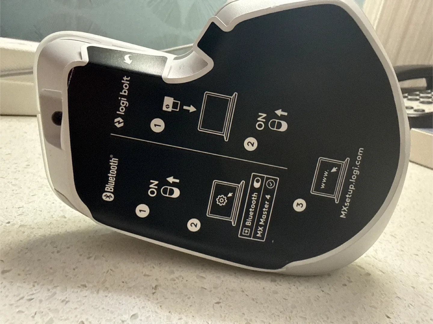 Logitech MX Master 4 Pale Grey Wireless Mouse image indicator(2)