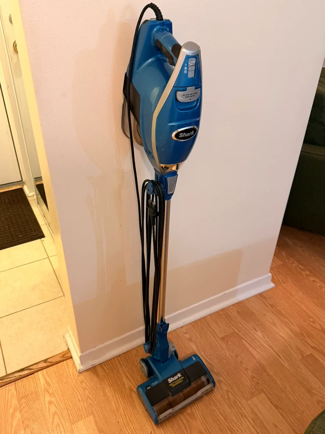 Shark Self-Cleaning Brushroll Vacuum