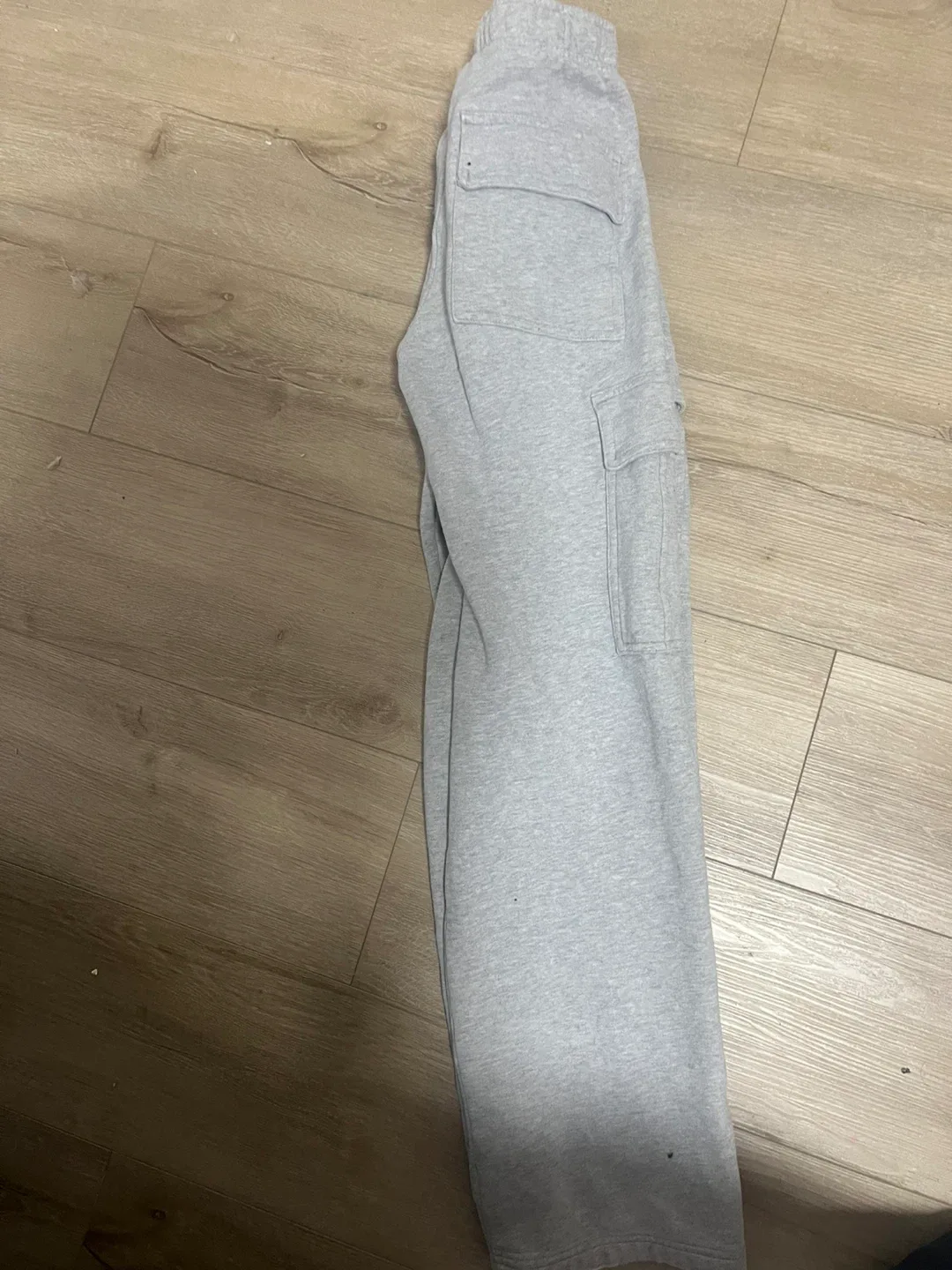 Aritzia Sweatfleece Cozy Fleece Mega Fit Cargo Pants 2XS image indicator(6)