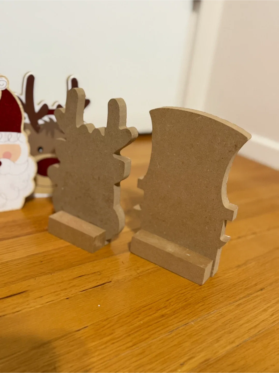 Assorted Christmas Wooden Decorations image indicator(5)