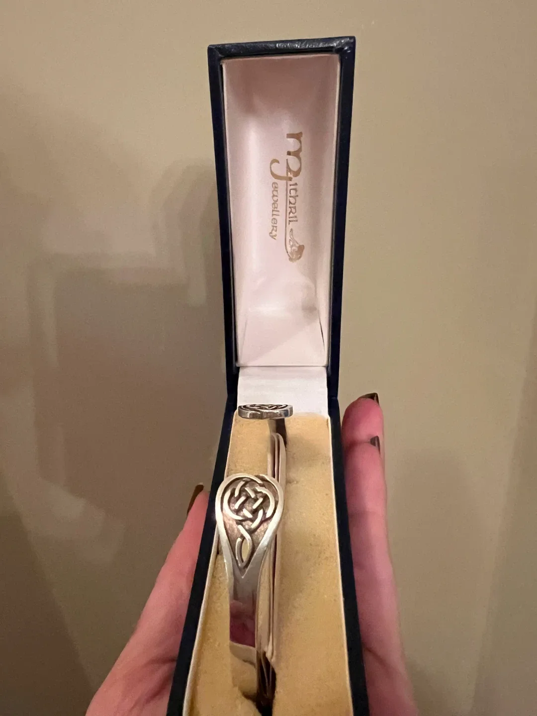 Vintage Silver Celtic Cuff Bracelet image indicator(2)