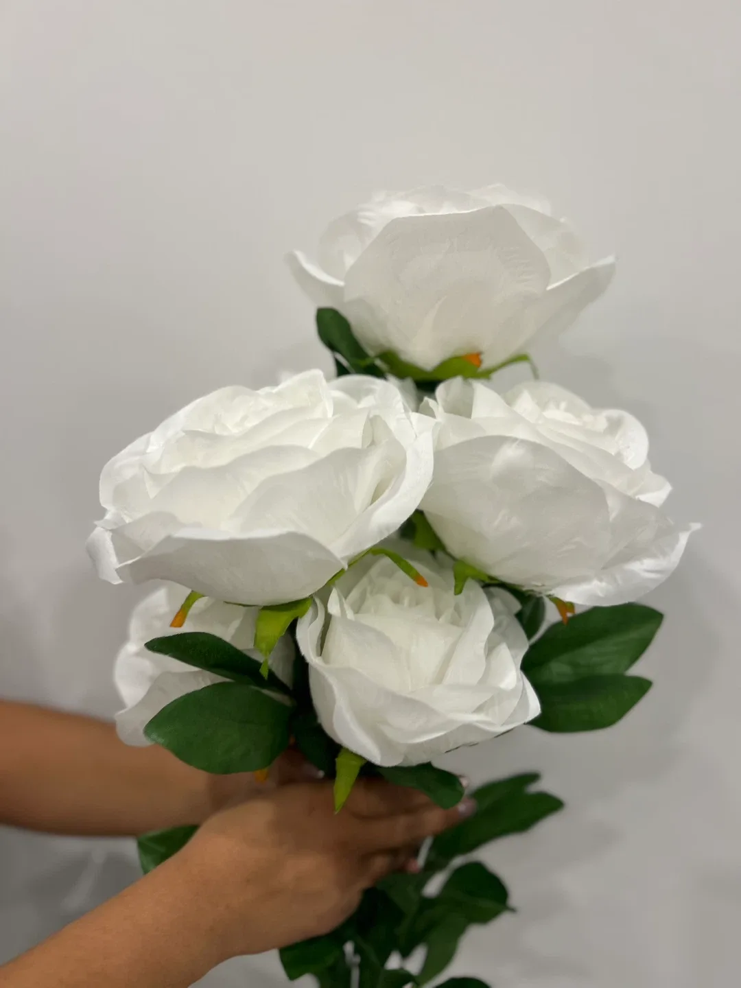 Artificial White/Ivory Roses - 12 pack image indicator(7)