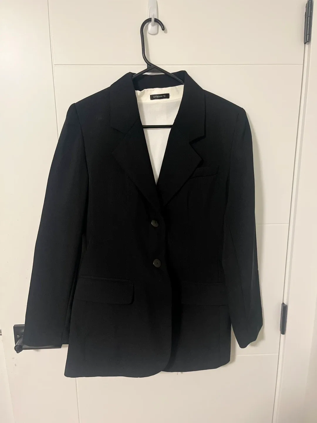 Sag Harbor Women’s Blazer image indicator(2)