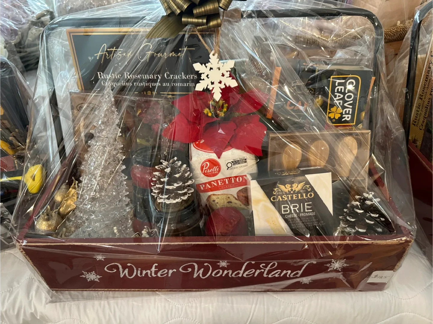 Beautiful Christmas gift baskets image indicator(4)
