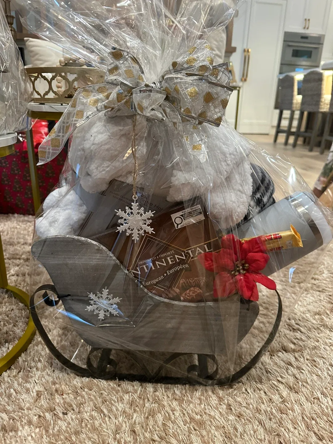 Beautiful Christmas gift baskets image indicator(6)