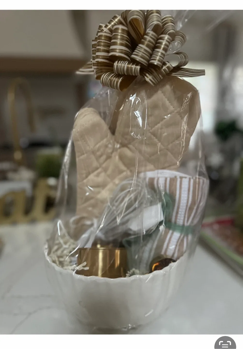 Beautiful Christmas gift baskets image indicator(7)