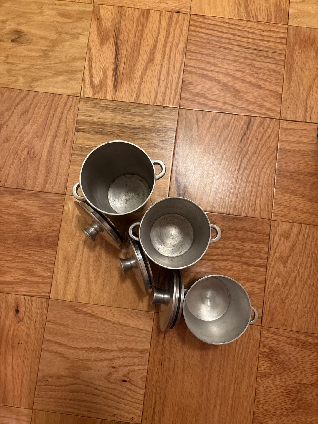 Pottery Barn Silver Pots with Lids (Set of 3) - photo 3