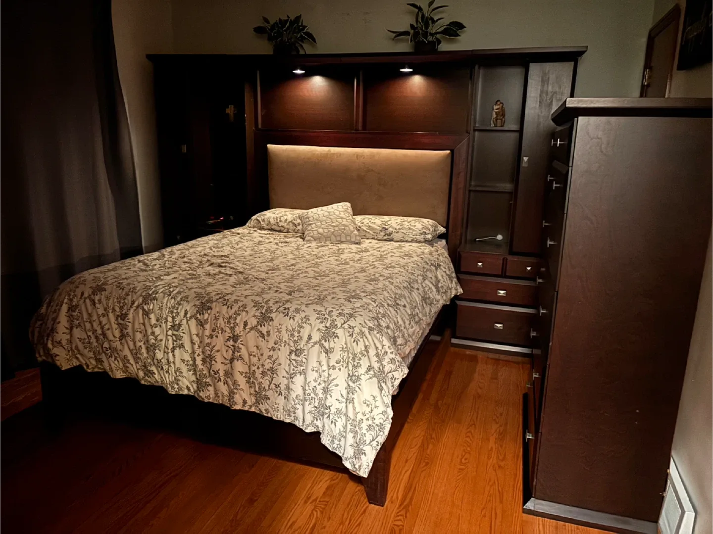 Dark Wood Bedroom Set - Bed, Dresser, Nightstands