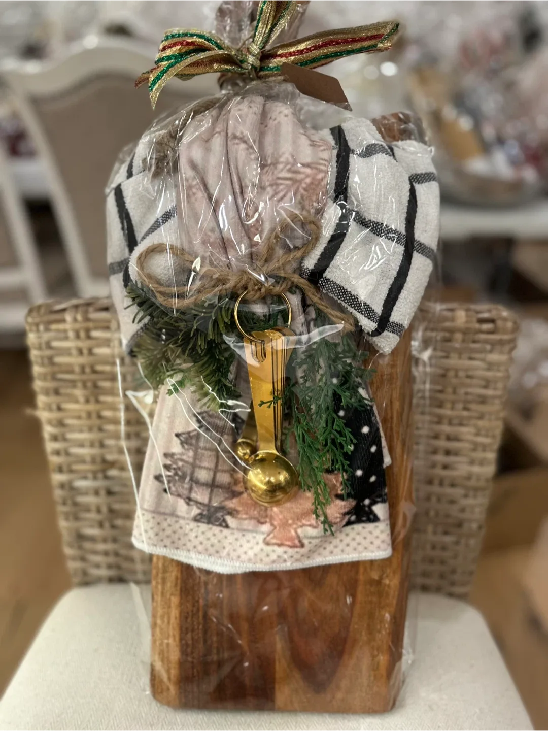 Beautiful Christmas gifts - Charcuterie boards