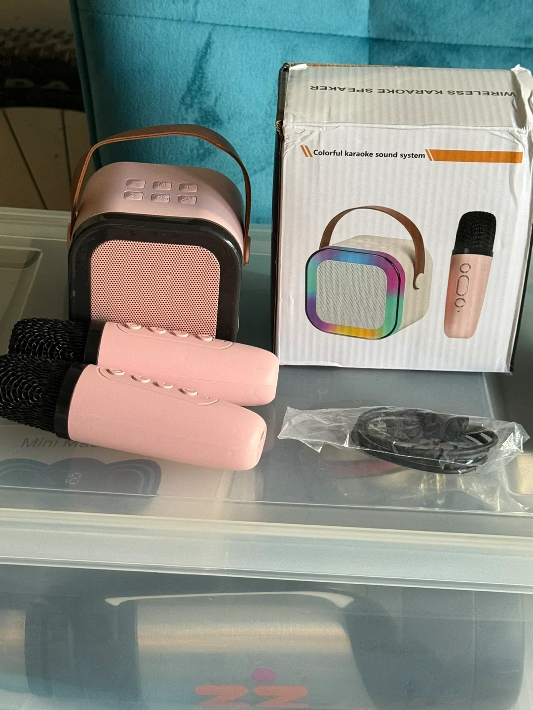 Wireless Karaoke Sound System with 2 Microphones