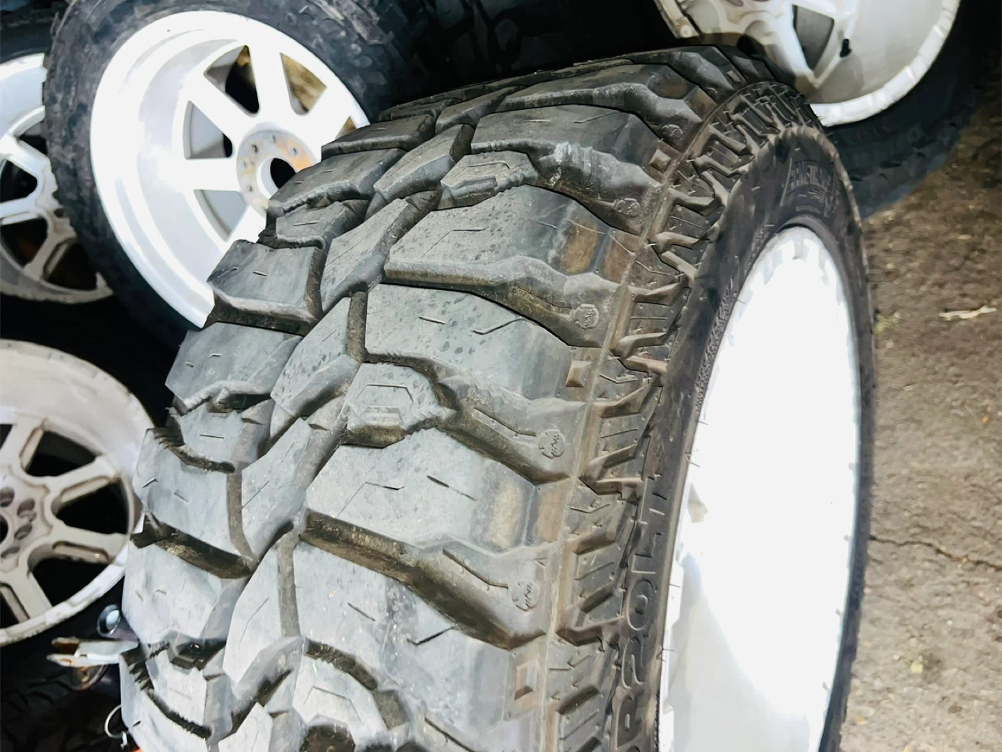 Armstrong Desert Dog MT LT 33X12.50R20 Tires - photo 5