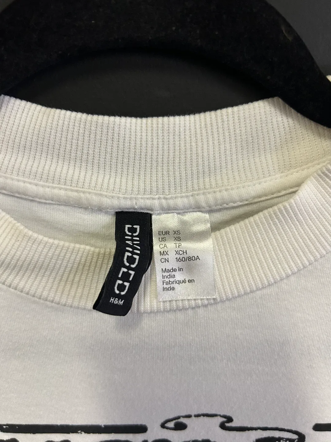 H&M Divided White Graphic Tee - XS image indicator(3)