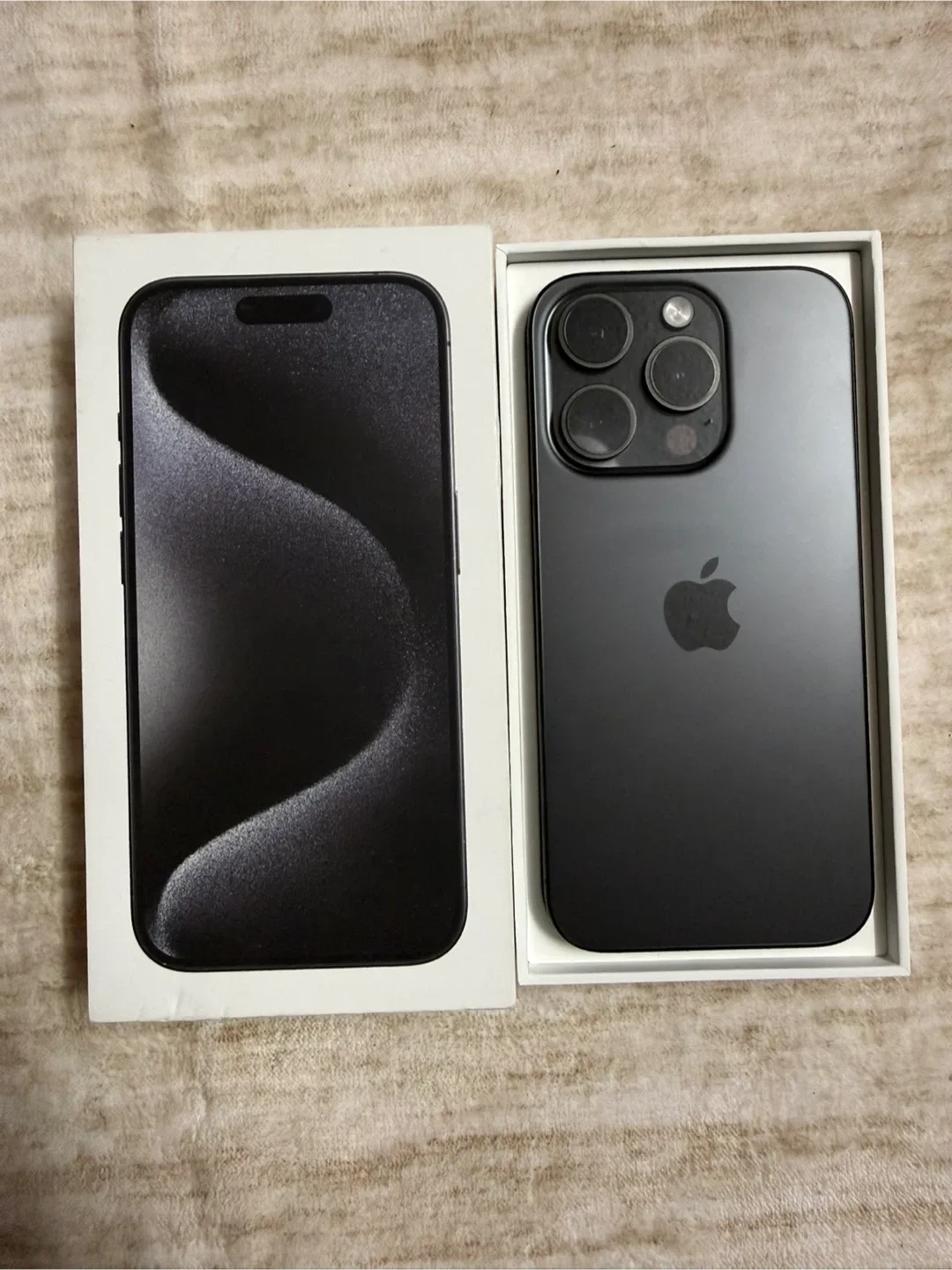 Apple iPhone 15 Pro - 128Gb , Black, Like New image indicator(3)