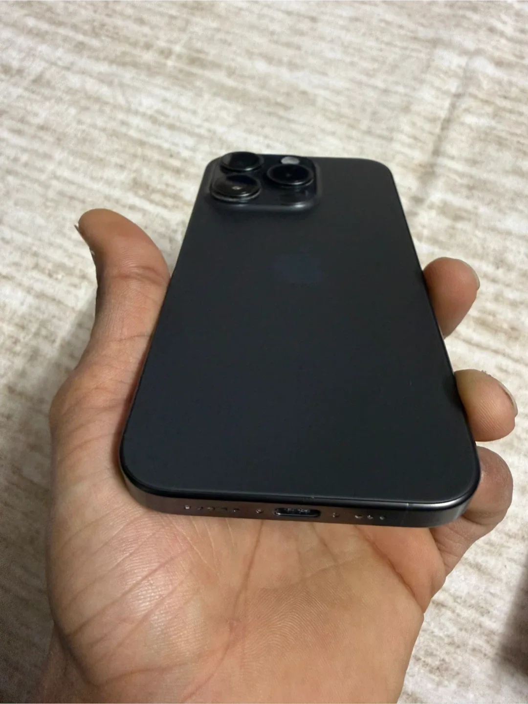 Apple iPhone 15 Pro - 128Gb , Black, Like New image indicator(8)