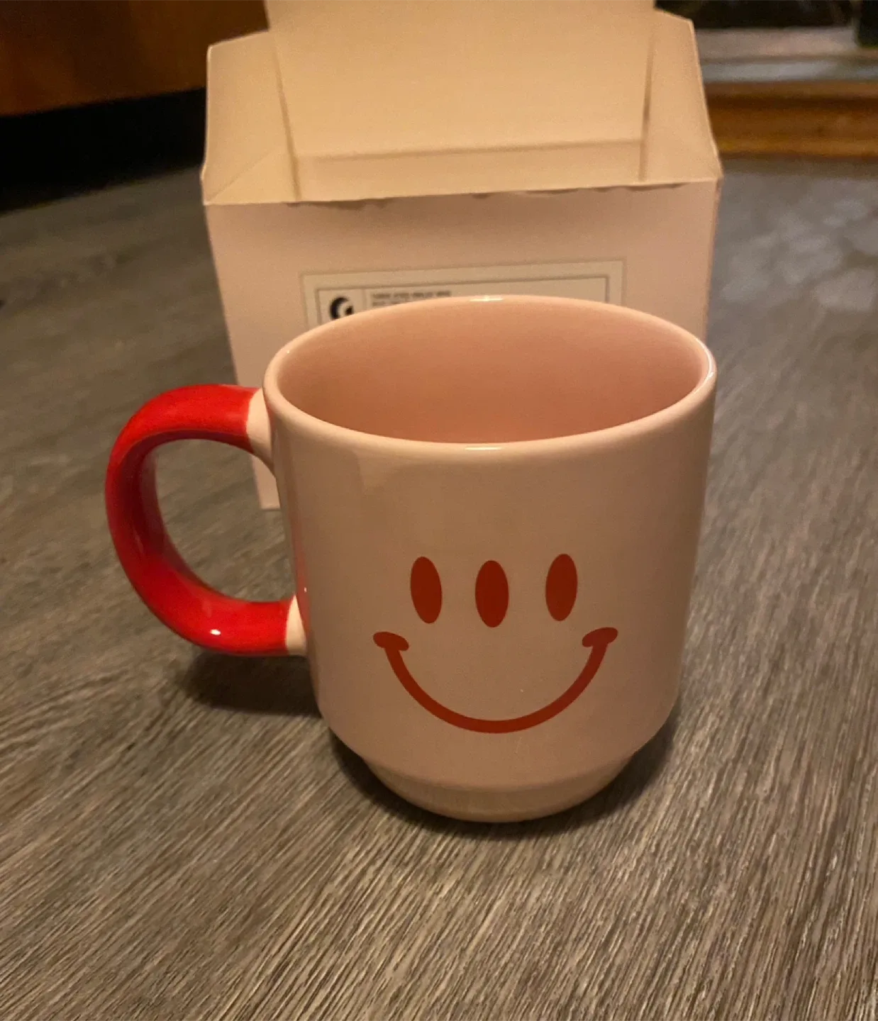 BNIB Glossier Mug image indicator(2)