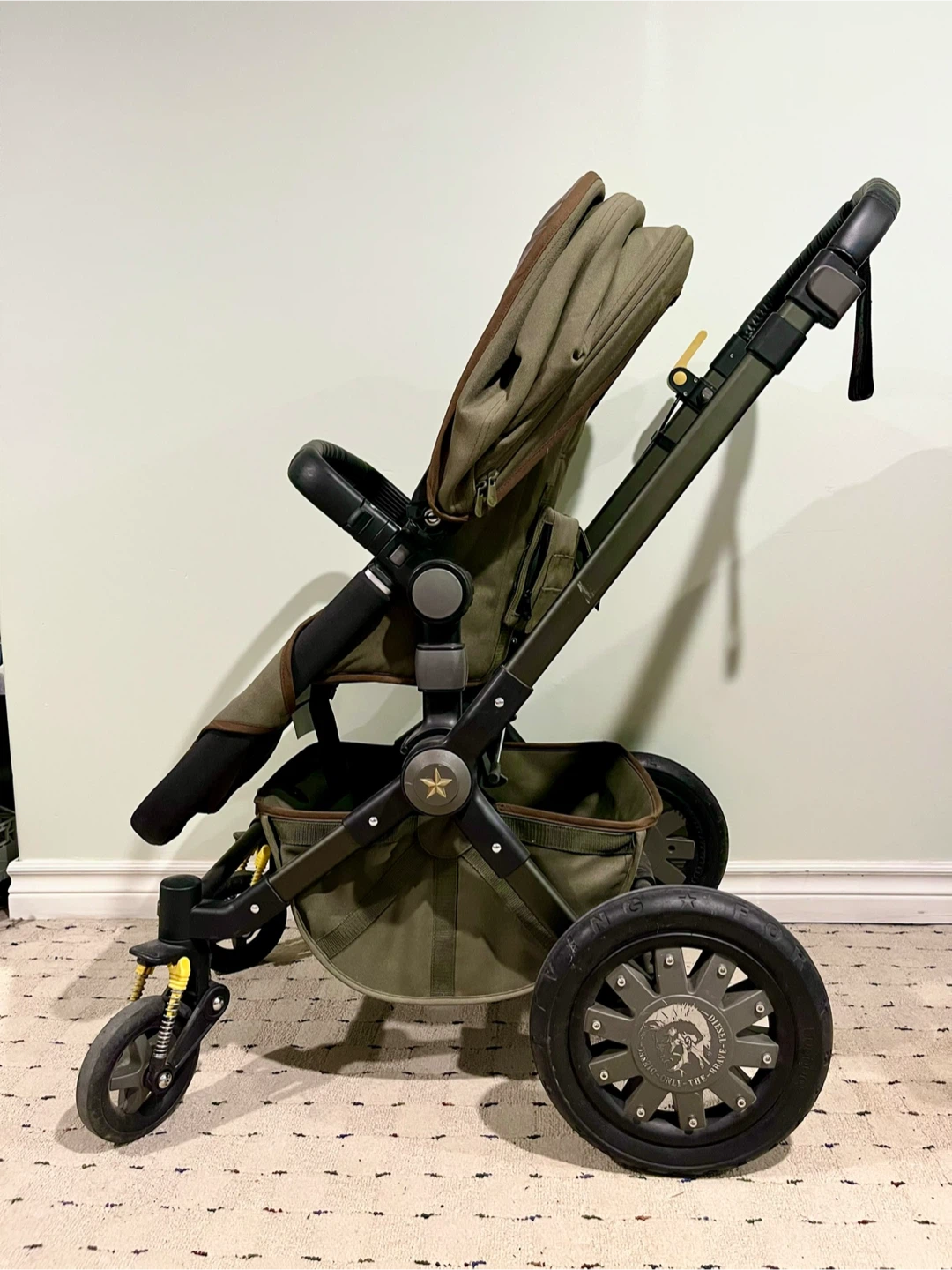 Bugaboo Diesel Stroller with accessories & winter footmuff - photo 5