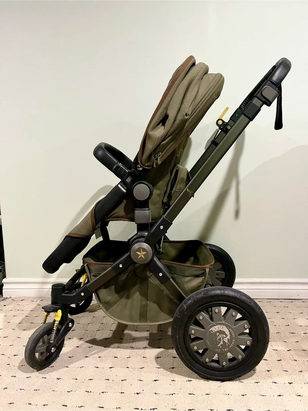 Bugaboo Diesel Stroller with accessories & winter footmuff image indicator(5)