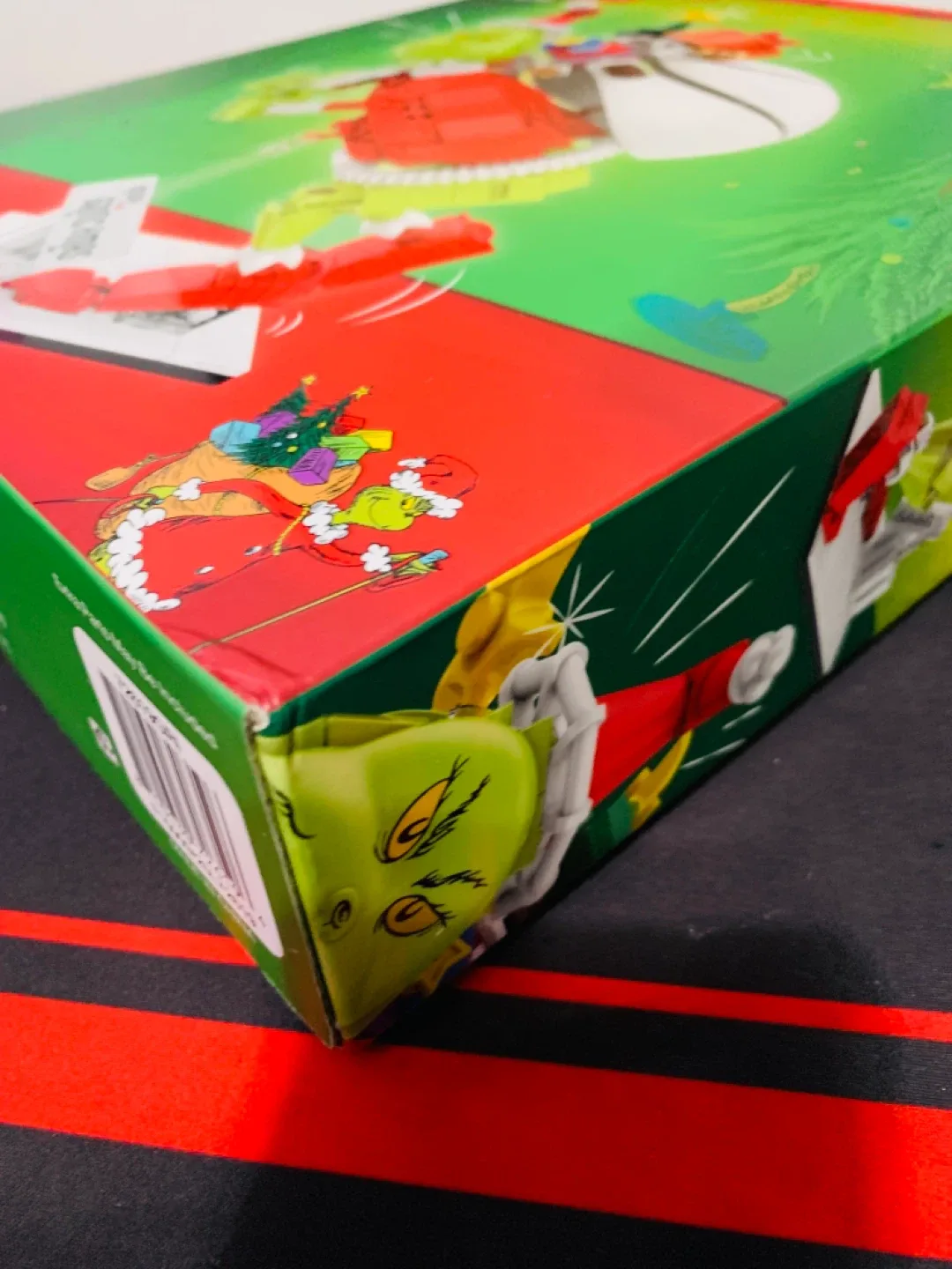 BrickCraft The Grinch De Seuss Grinch’s Christmas Heist 320 Pcs image indicator(3)