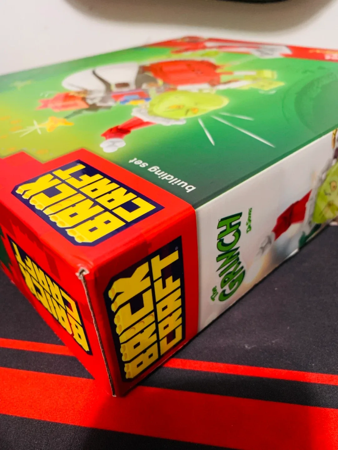 BrickCraft The Grinch De Seuss Grinch’s Christmas Heist 320 Pcs image indicator(4)