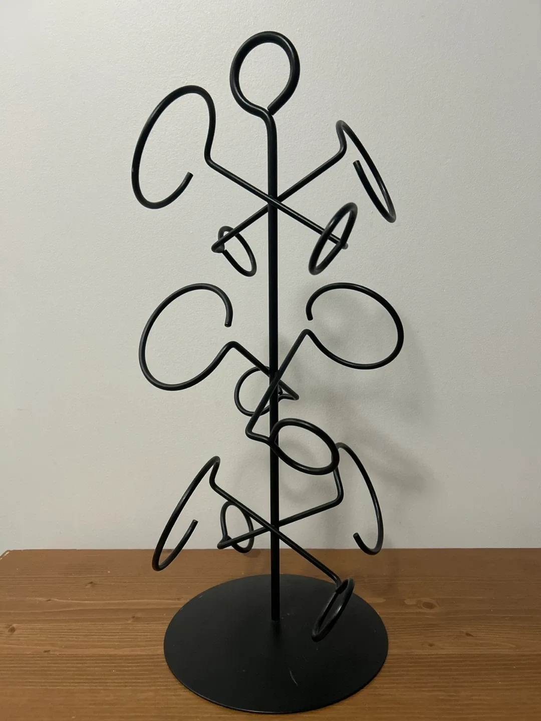 Black Metal Vine Bottles Stand