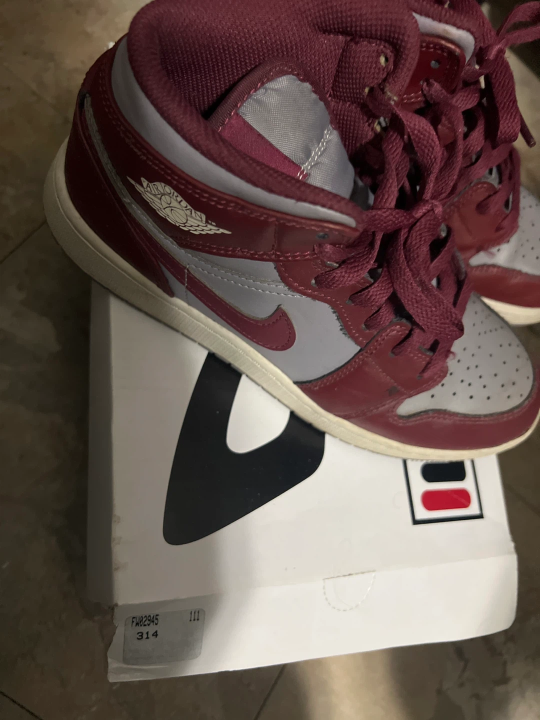 Air Jordan 1 Mid Bordeaux Sneakers - photo 2