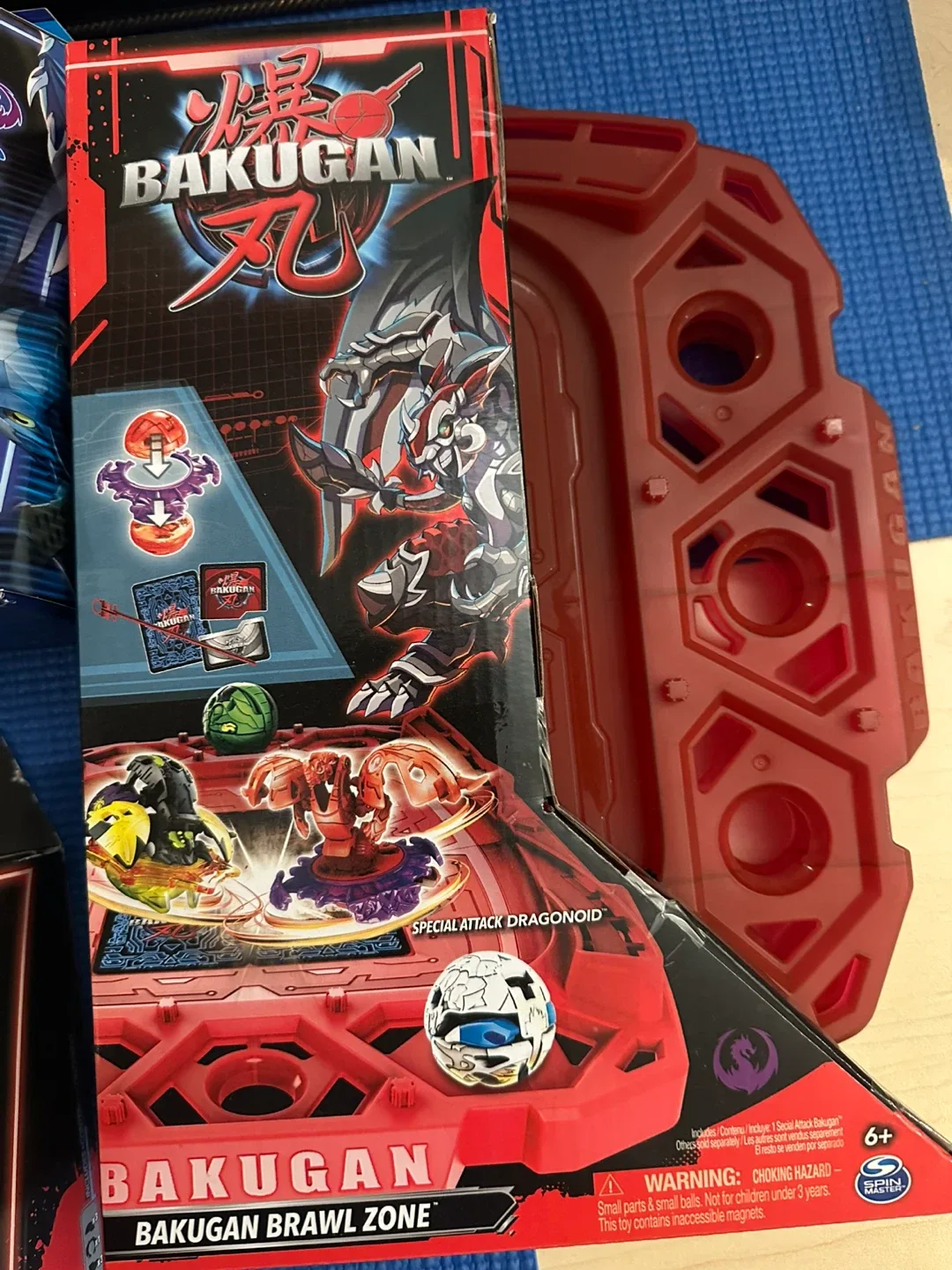 Bakugan Deluxe Training Set & Brawl Zone image indicator(3)