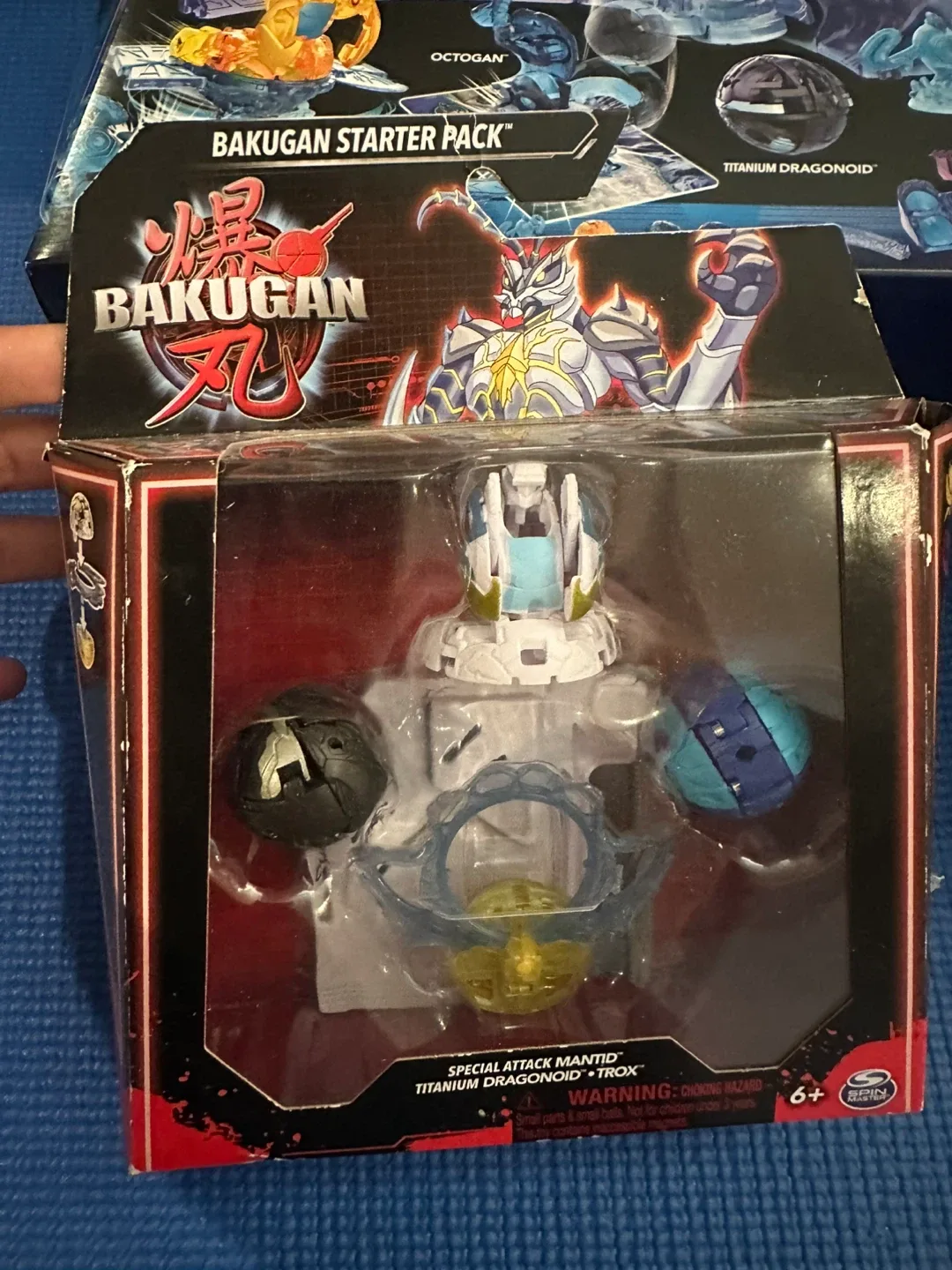 Bakugan Deluxe Training Set & Brawl Zone image indicator(4)