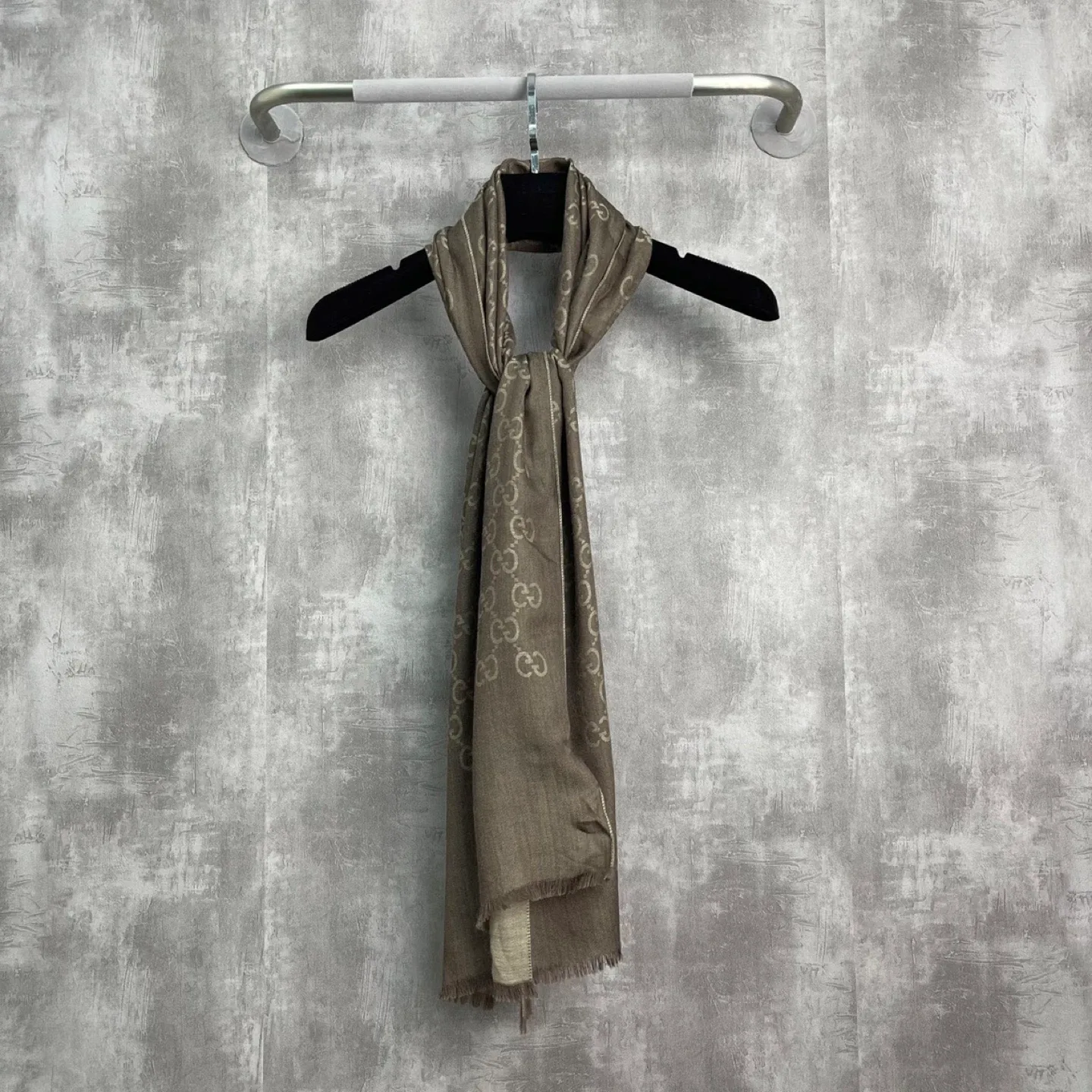 Authentic Gucci Wool Scarf image indicator(2)