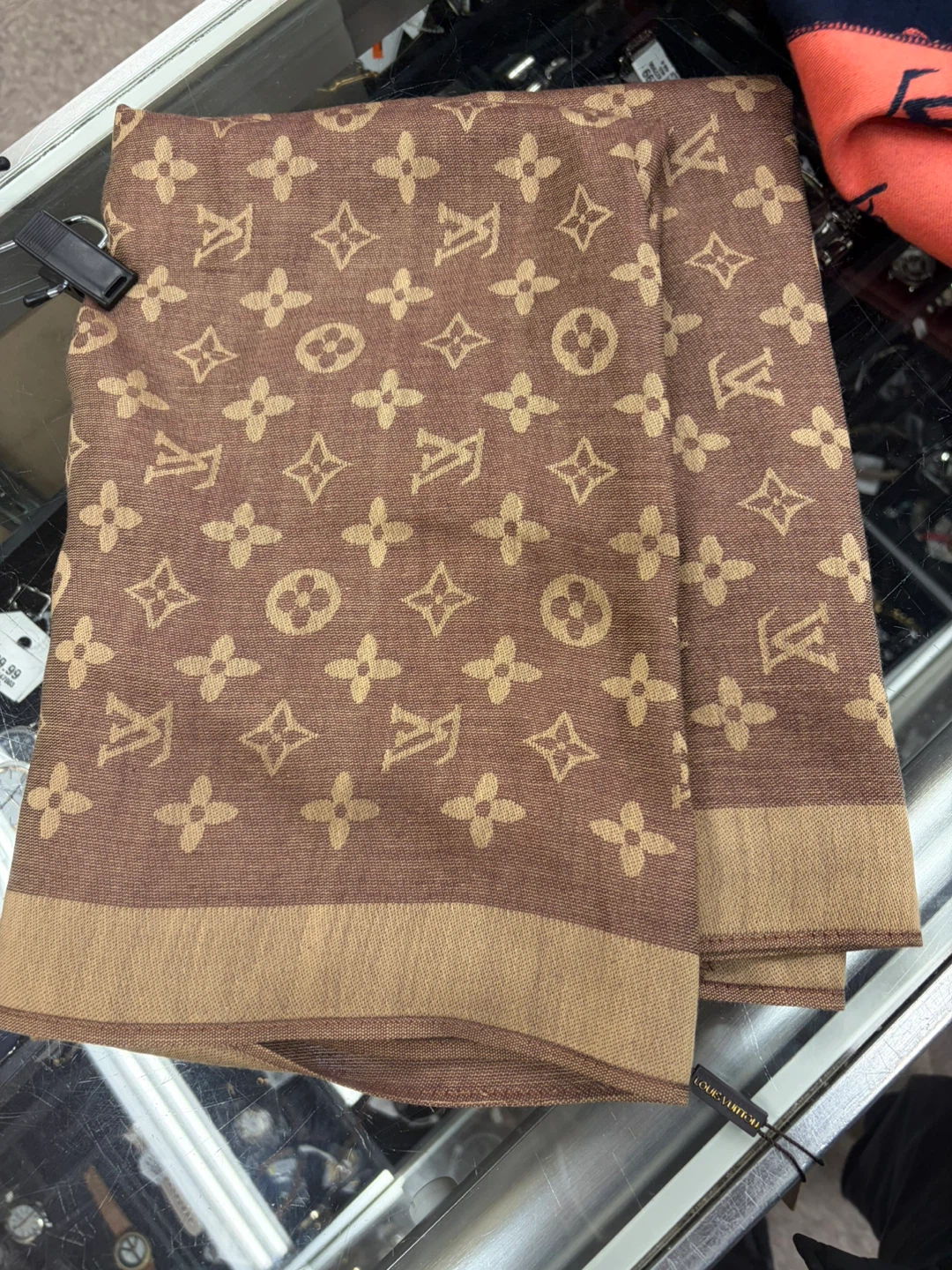 Louis Vuitton Scarf - photo 2