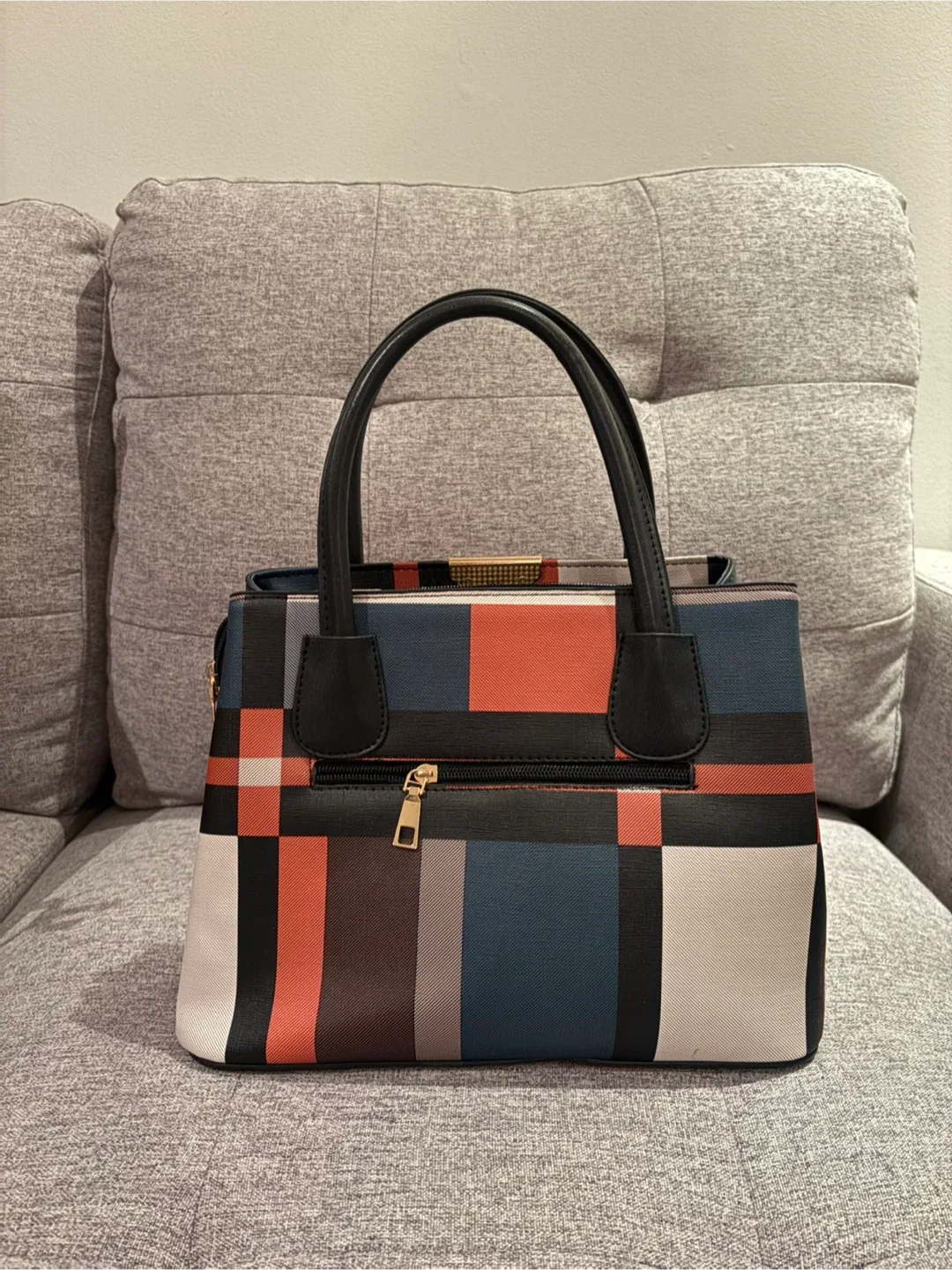 Dooney & Bourke Tote Bag image indicator(5)