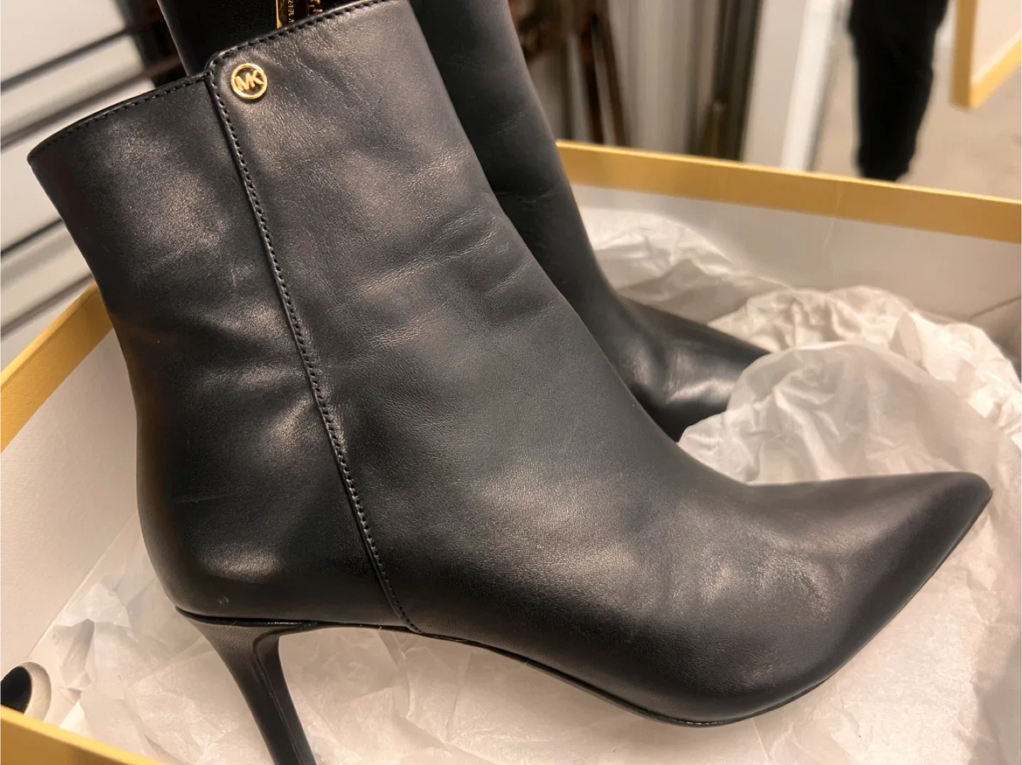 Michael Kors Alina Flex Bootie - US 6.5M - Black