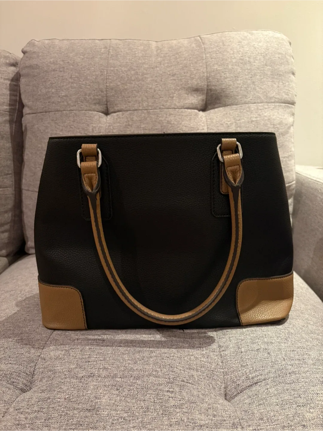 Kate Spade Black Leather Bucket Bag image indicator(2)