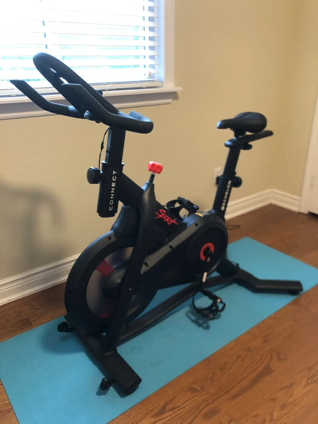 Echelon Connect Sport Indoor Cycling Bike image indicator(2)