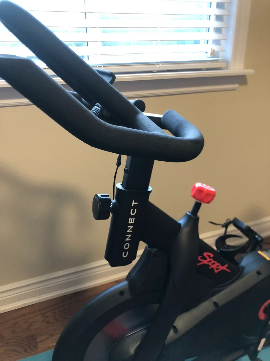Echelon Connect Sport Indoor Cycling Bike image indicator(4)
