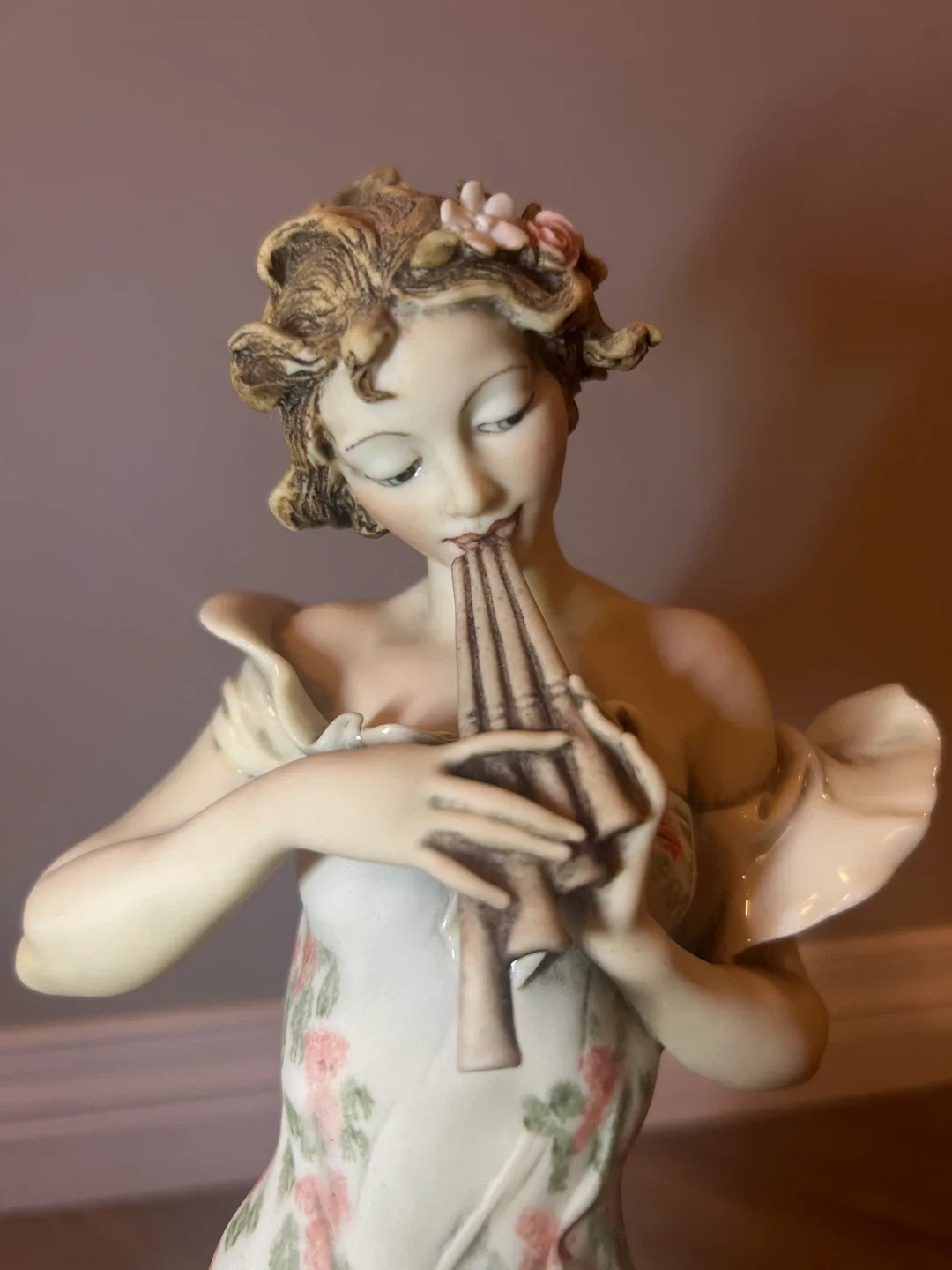 Giuseppe Armani Melody Figurine 1995 image indicator(9)