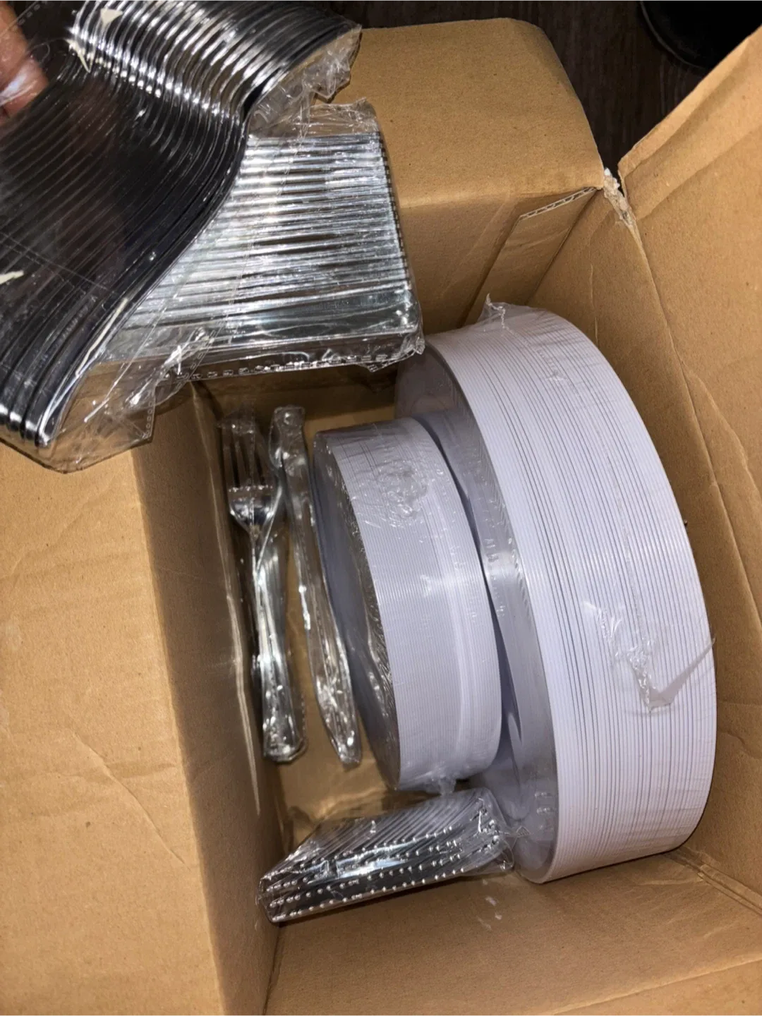 WELLIFE 40-Person Silver Dinnerware Set - New! image indicator(3)