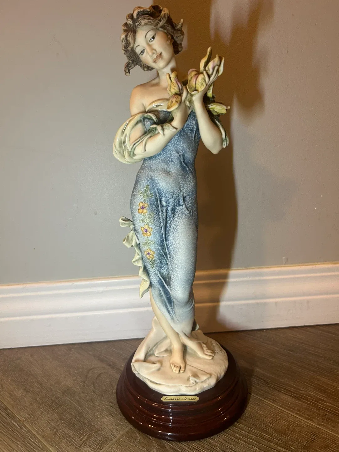 Giuseppe Armani Florence Figurine “Iris”
