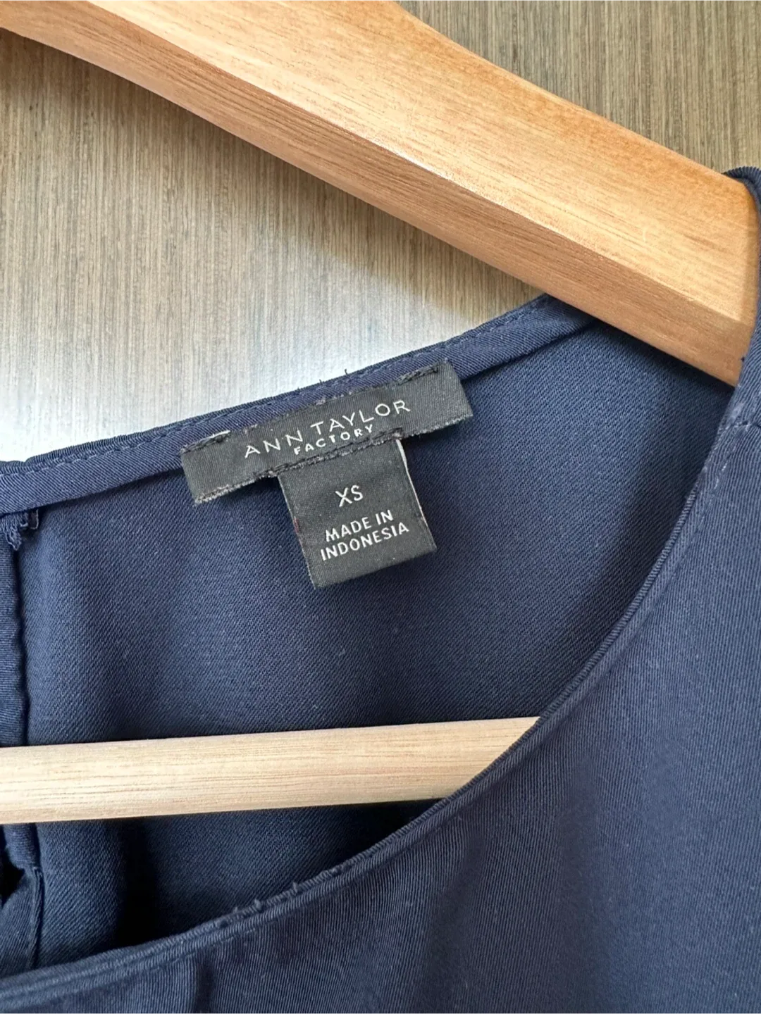 Ann Taylor Factory Navy Blouse - Size XS image indicator(3)