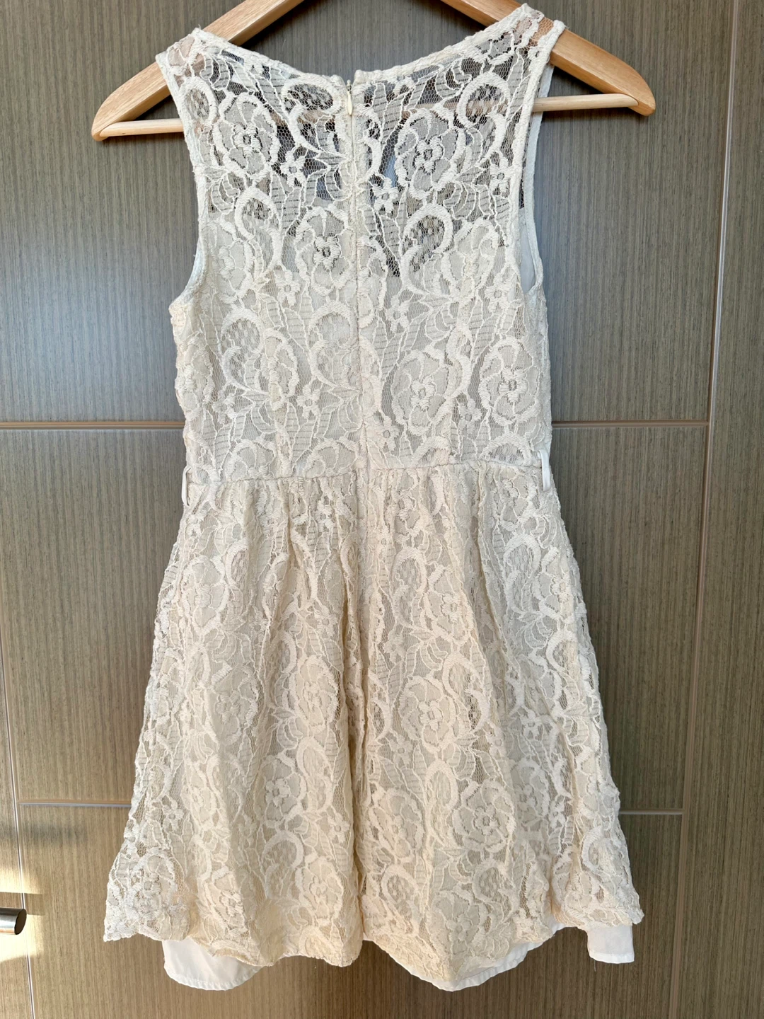 Forever 21 Lace Dress - Size S - photo 3